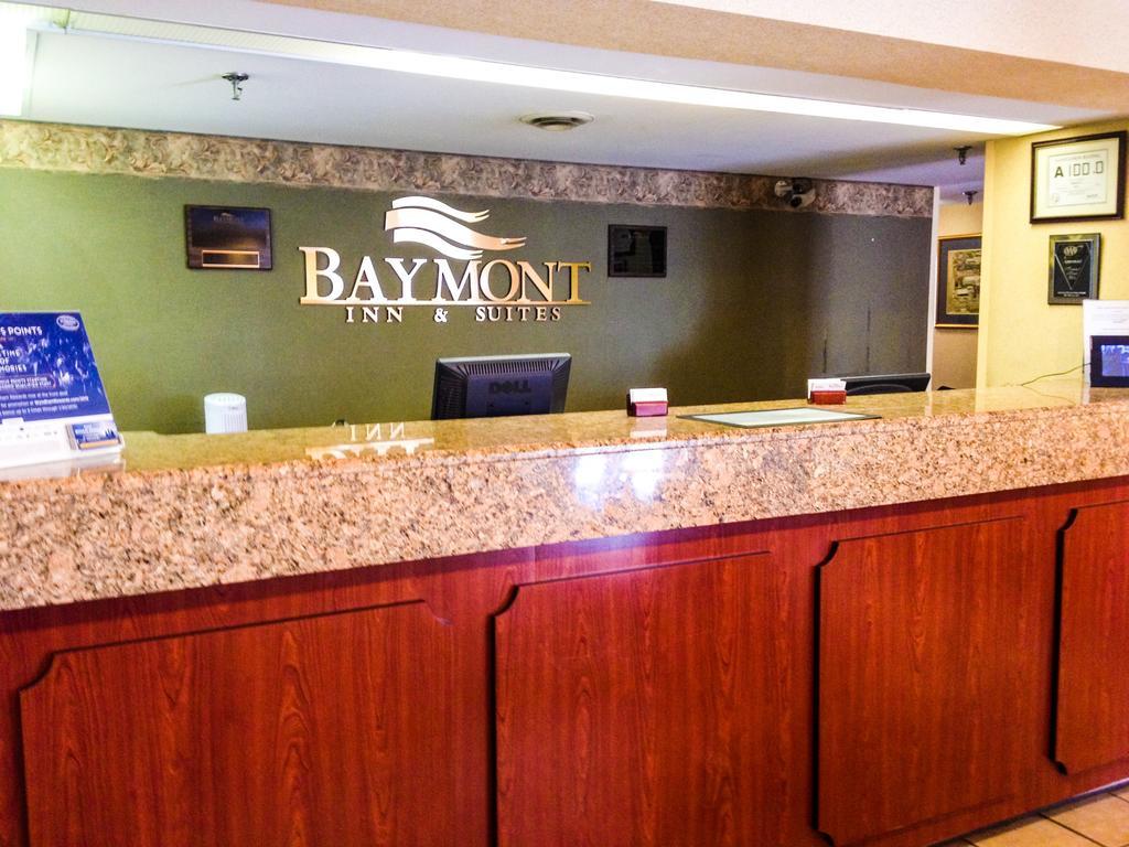 מלון Baymont By Wyndham ווילמינגטון מראה חיצוני תמונה